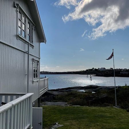 Nordlandshus Ved Havet Pa Reine, Lofoten Exteriör bild