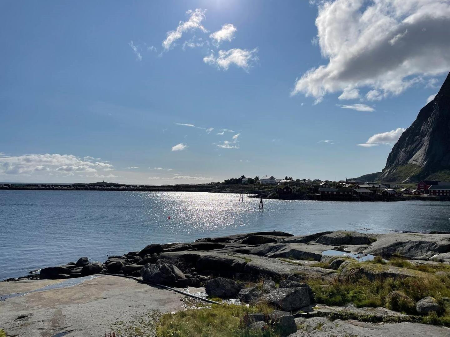 Nordlandshus Ved Havet Pa Reine, Lofoten Exteriör bild